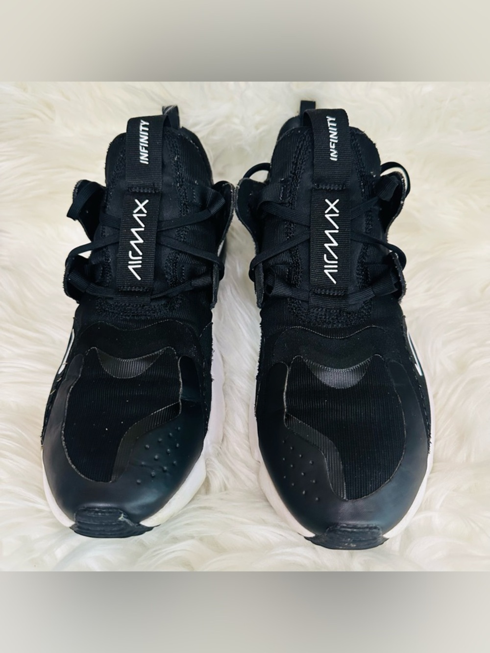 Nike Black and White Air Max Infinity Sneakers